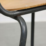 Chaise d’école en contreplaqué vintage