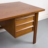 Mid-Century Teak Desk by Svend Åge Madsen for Sigurd Hansen, 1960s