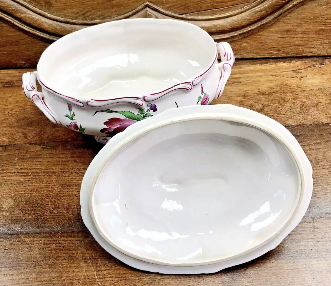 Luneville vegetable soup tureen, street lamp model