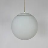 Lampe boule suspendue vintage en verre par hala zeist, 1960s