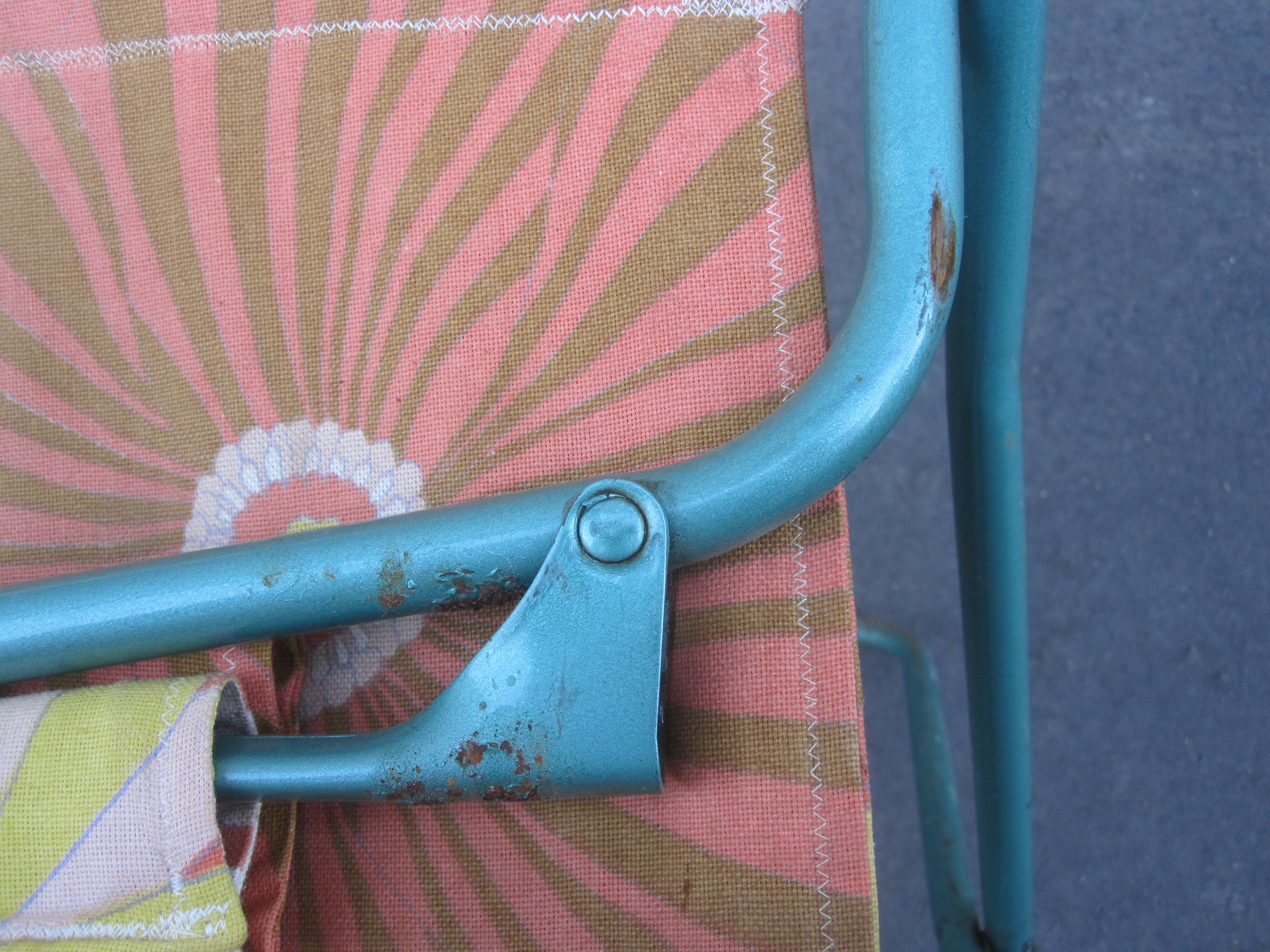 Vintage camping folding lounge