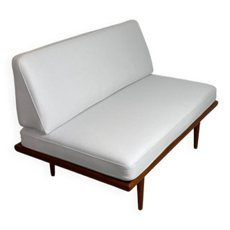 MidCentury 2-seater Model Minerva by Hvidt & Mølgaard