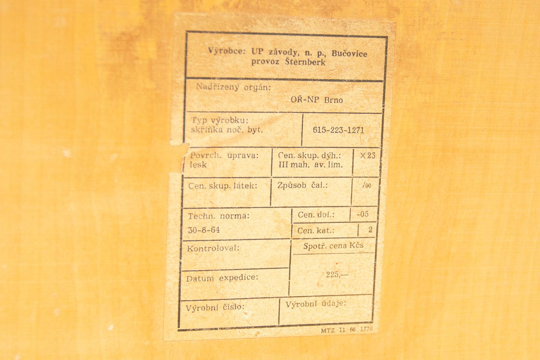Paire de tables de chevet entièrement rénovées par Mojmír Požár, années 1960, Tchécoslovaquie