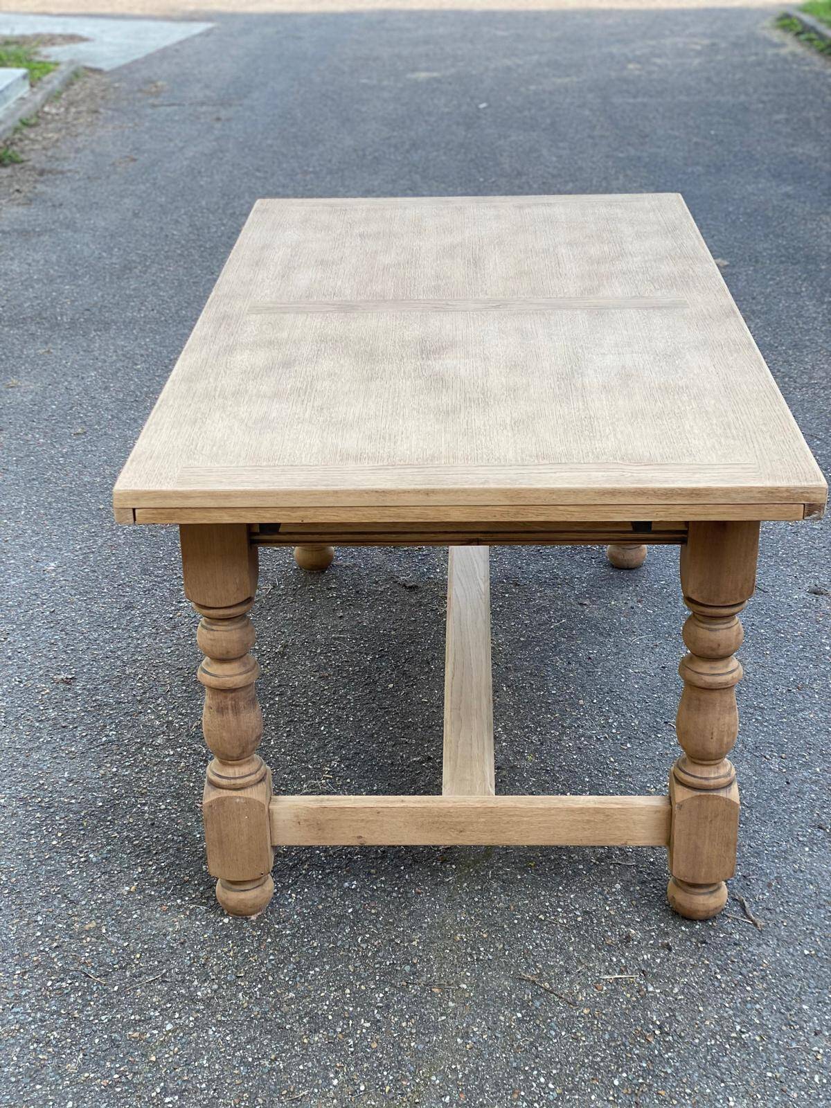 Renovated 19th-century oak extendable farmhouse dining table 160-240cm