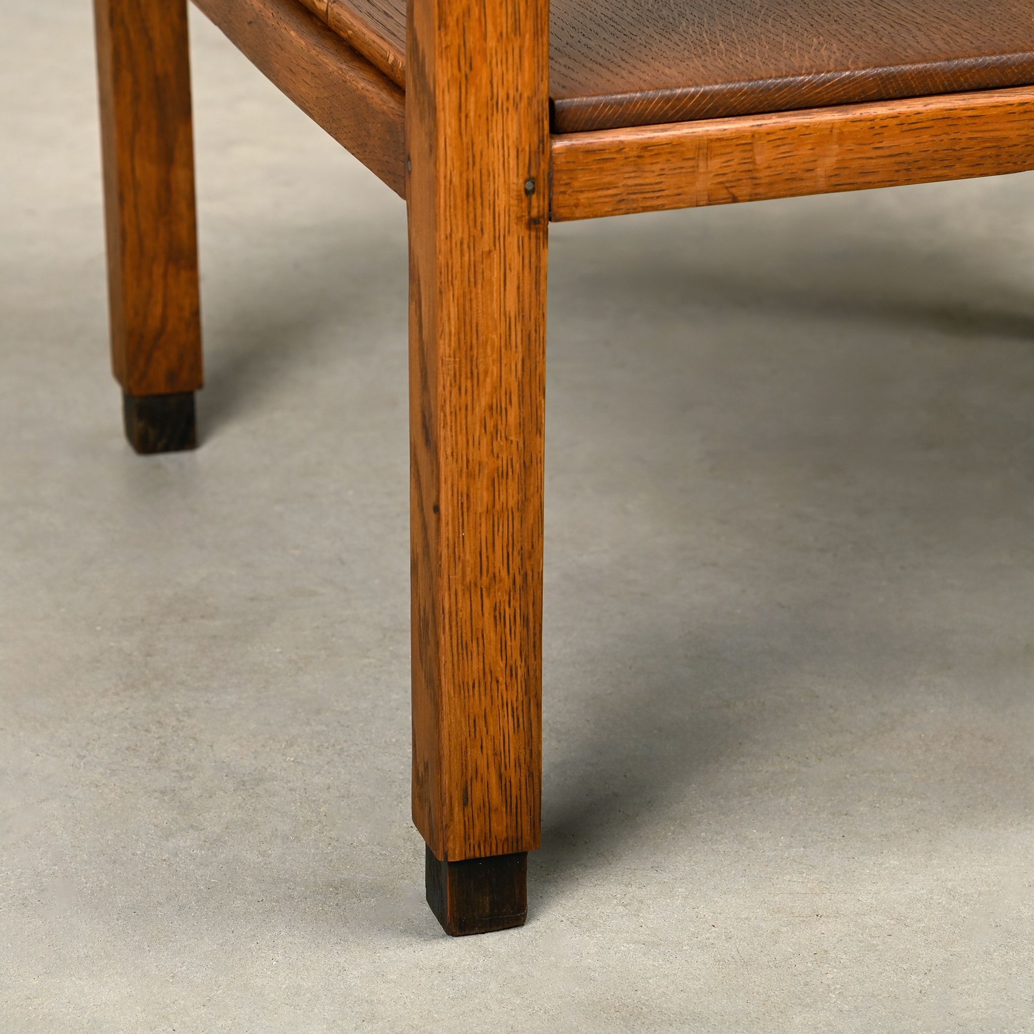 Dutch Modernist Art Deco Amsterdam School side table or bedside table Oak