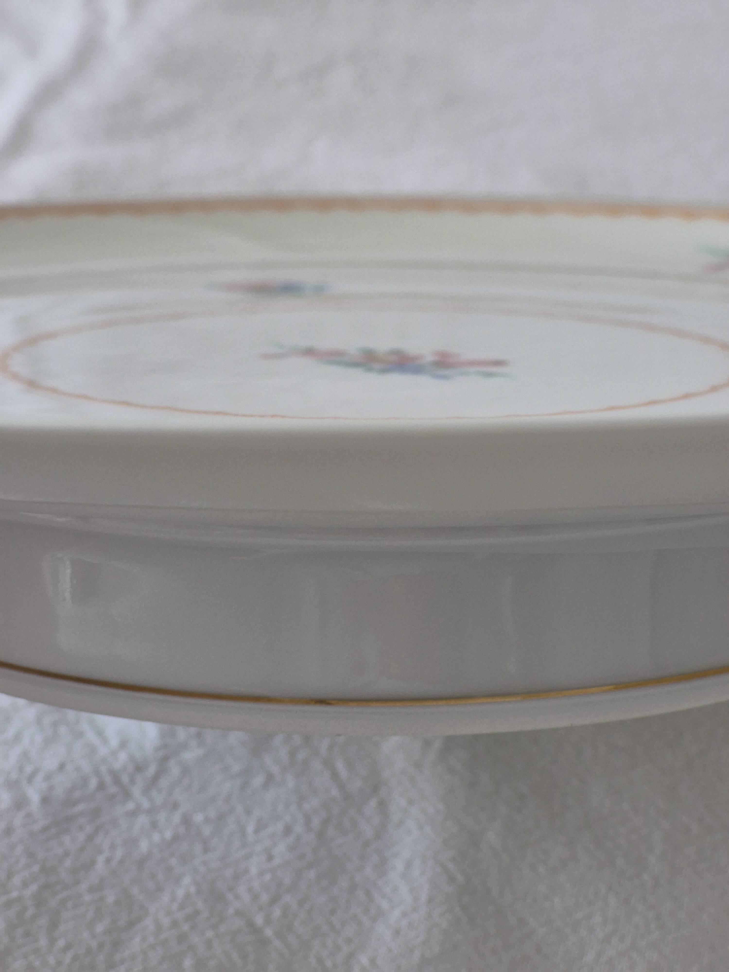 Dish on pedestal, Limoges porcelain, Albert Vignaud manufacture A564