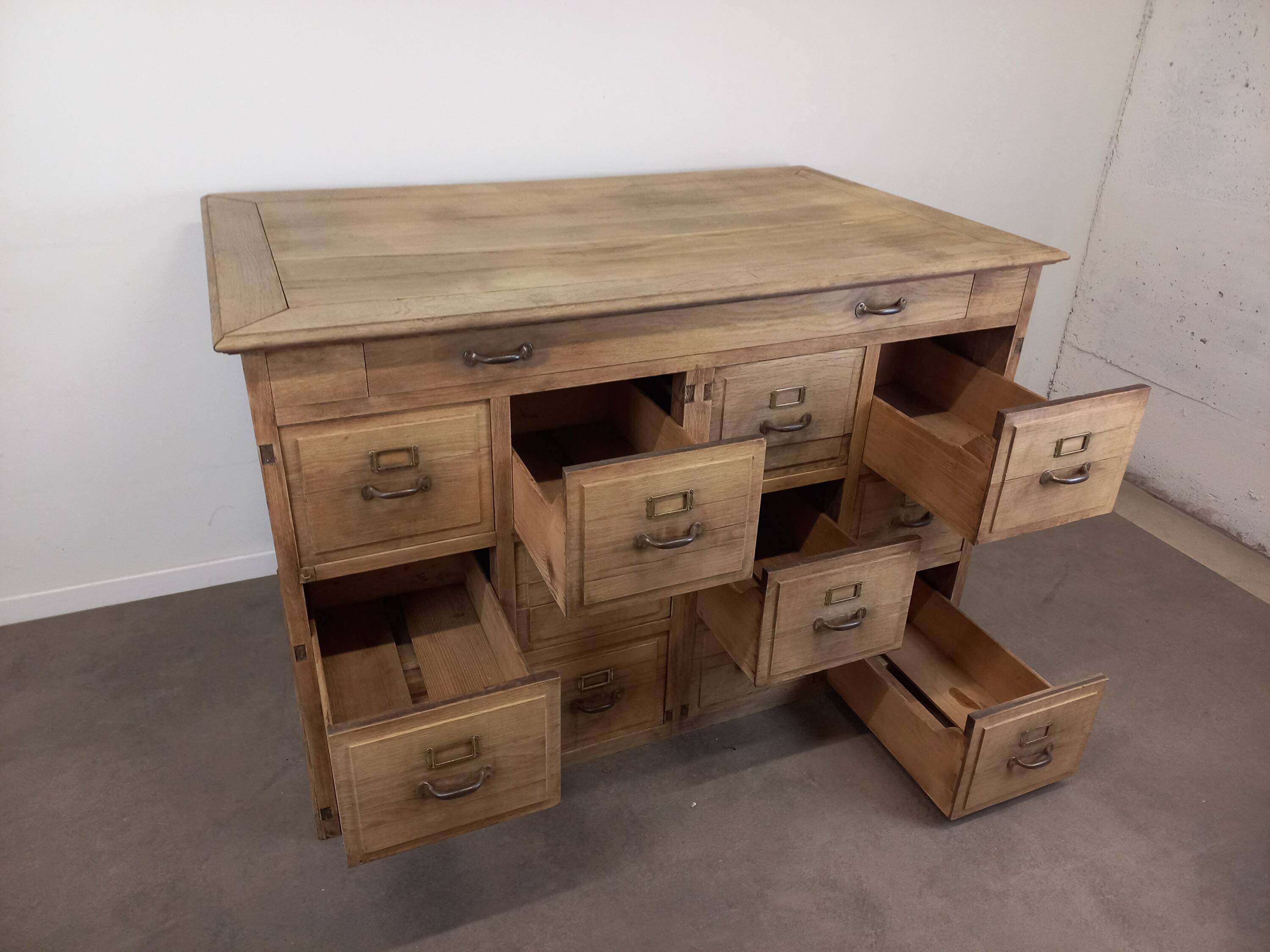 Workshop drawer unit