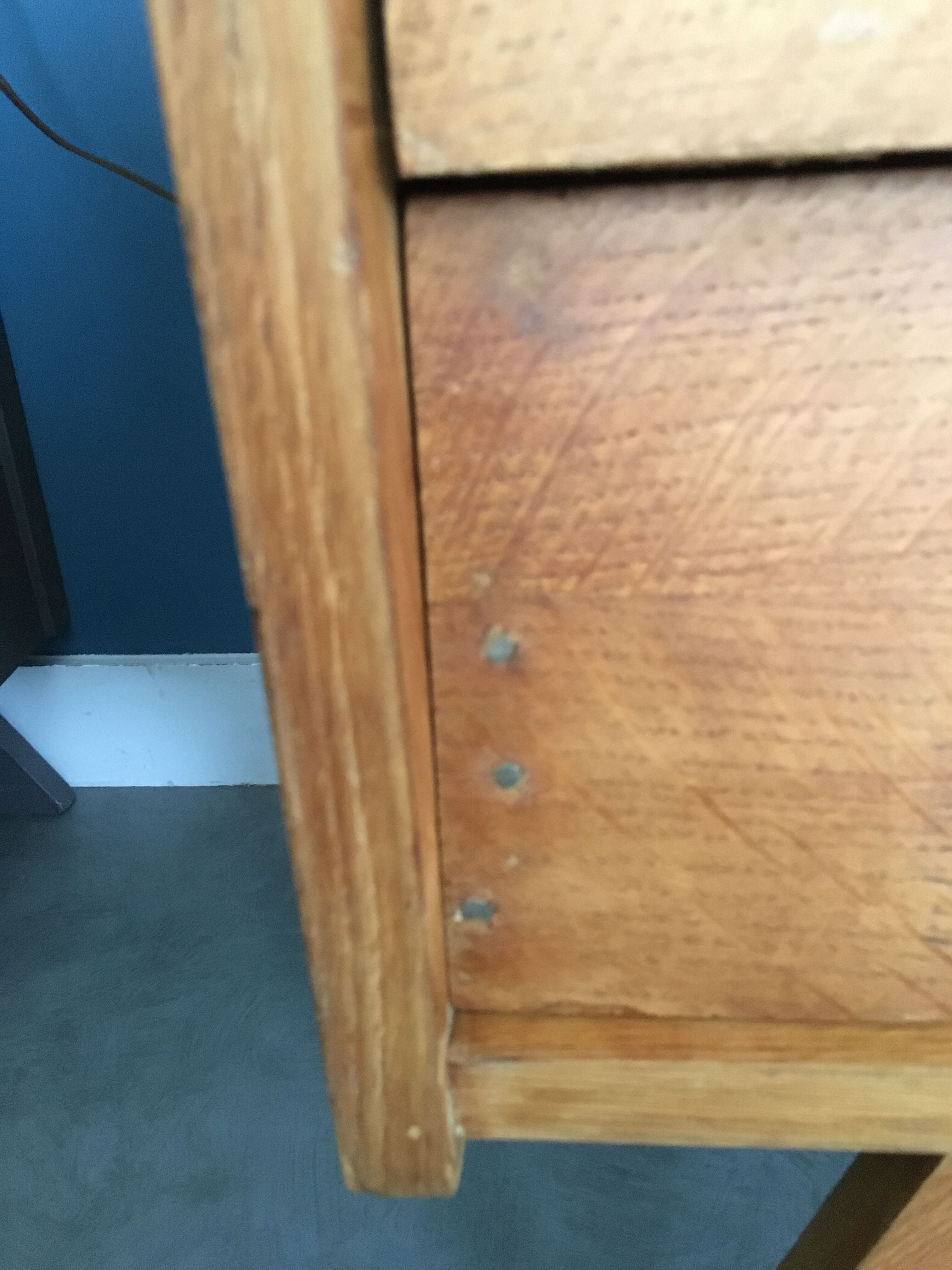 Dresser vintage feet compass