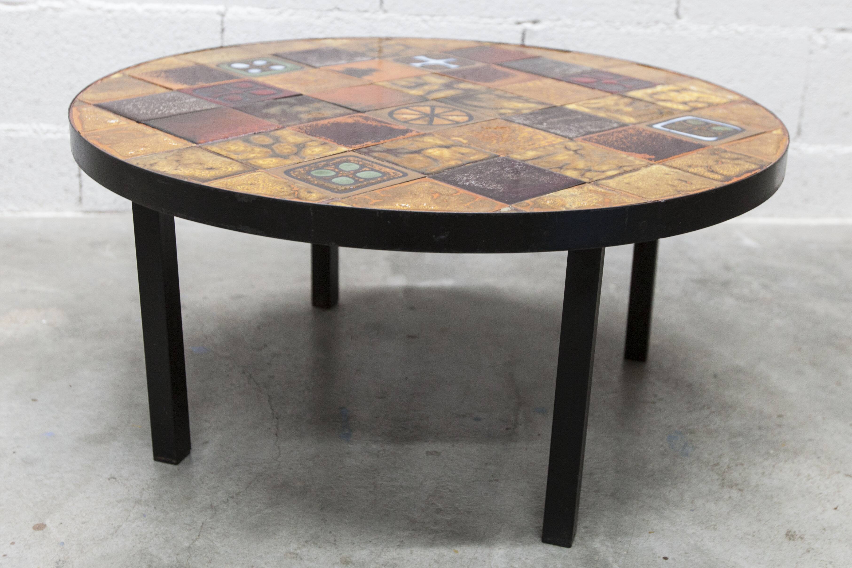 Table basse ronde céramique de Jean Gregorieff