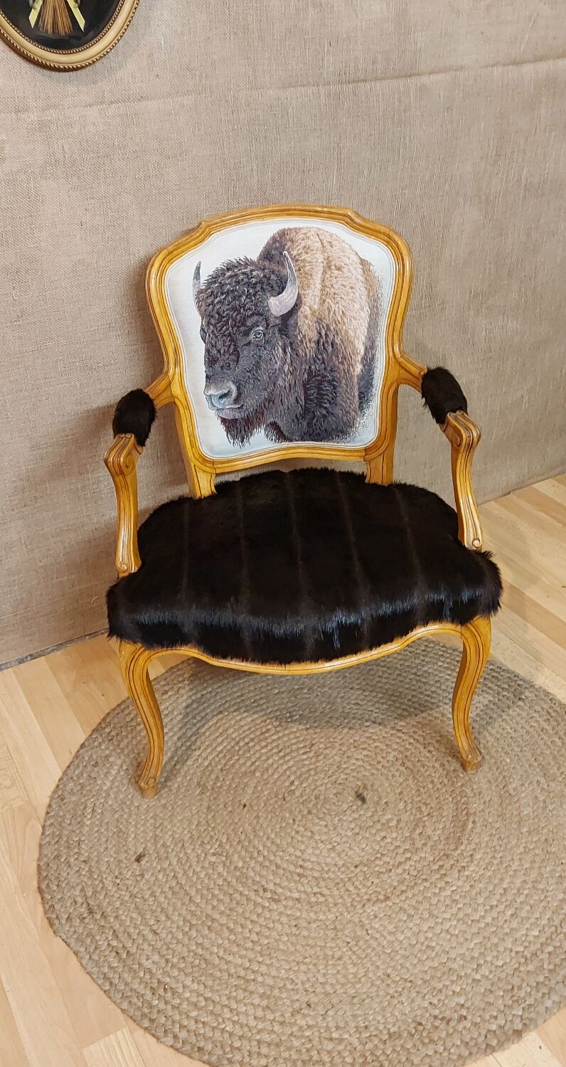 Fauteuil Louis XV bison