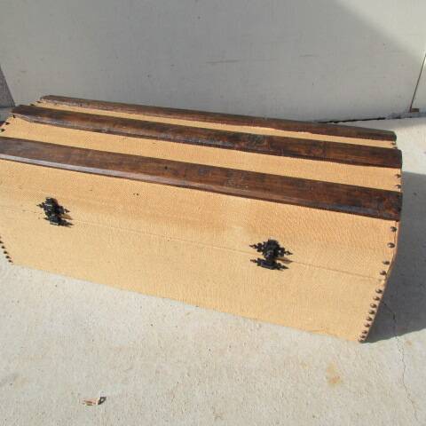 Beautiful trunk, curved chest, old, jute and wood