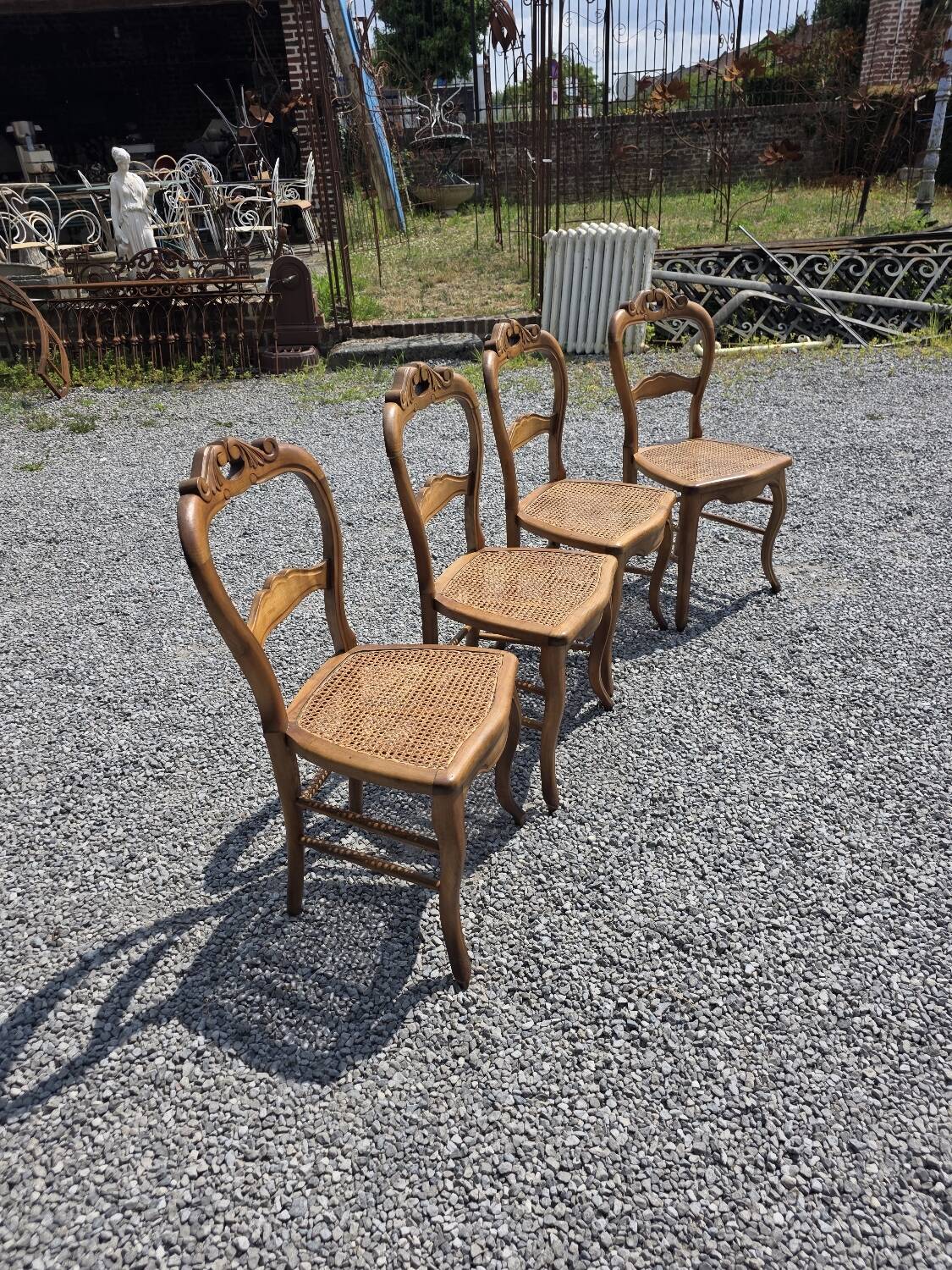 4 chaises style Louis XV en merisier