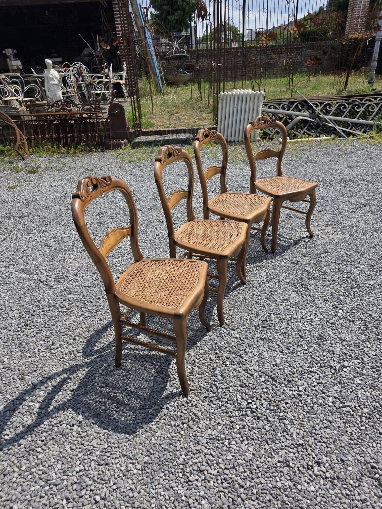 4 chaises style Louis XV en merisier