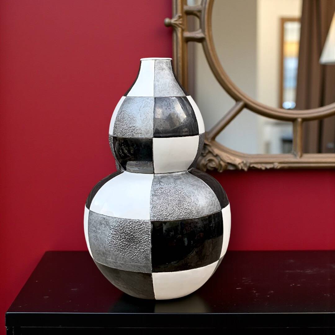 Large ceramic patchwork design vase Todo Mundo (Holland)