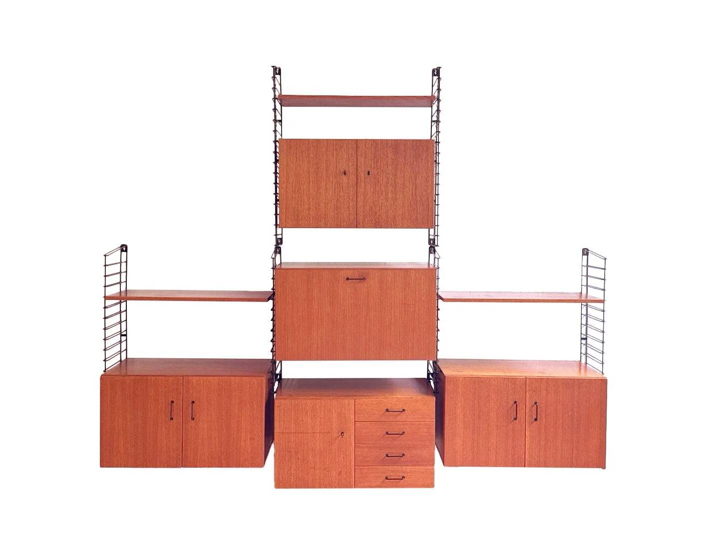 Vintage teak wall system by Musterring – modular design