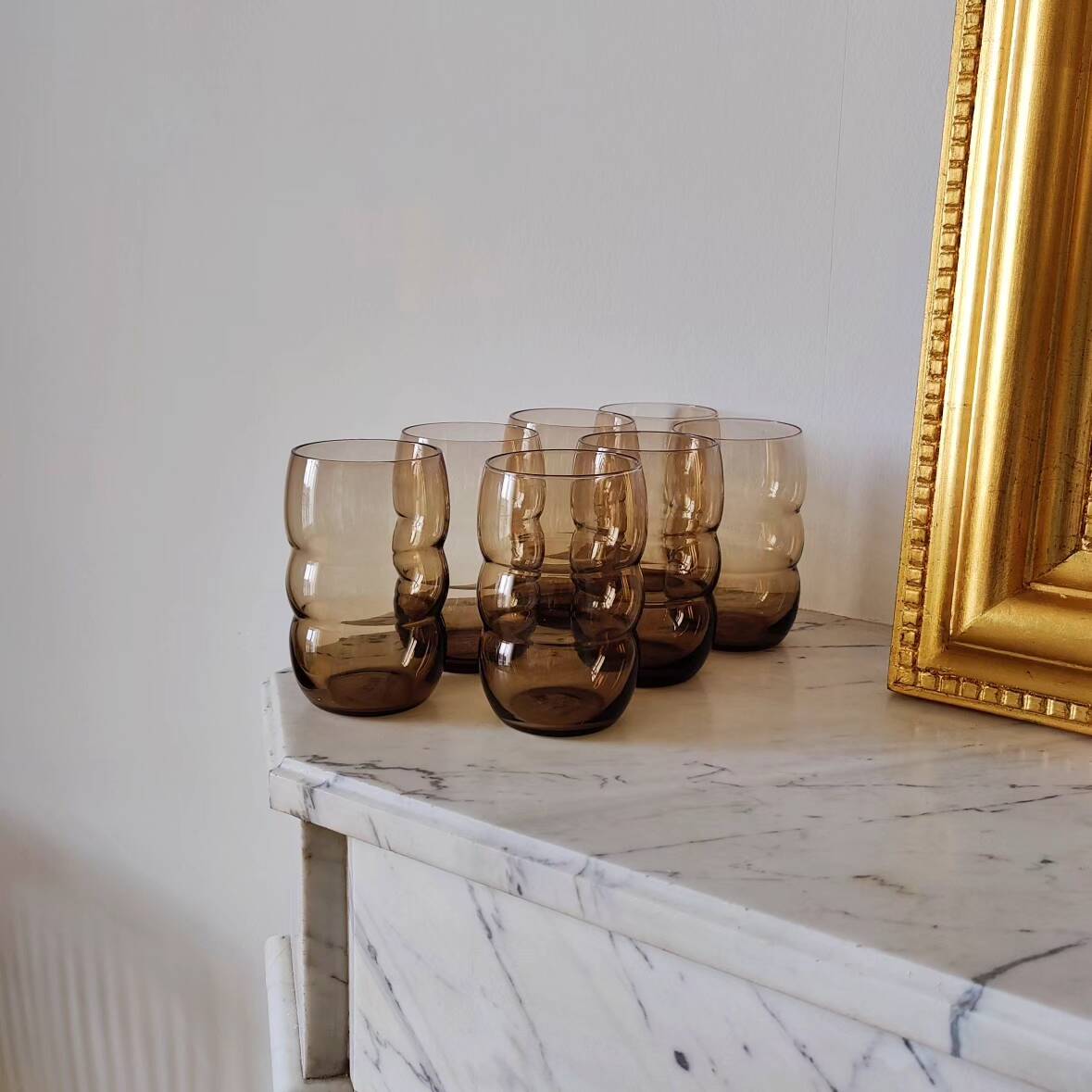 Verres fumés ondulés