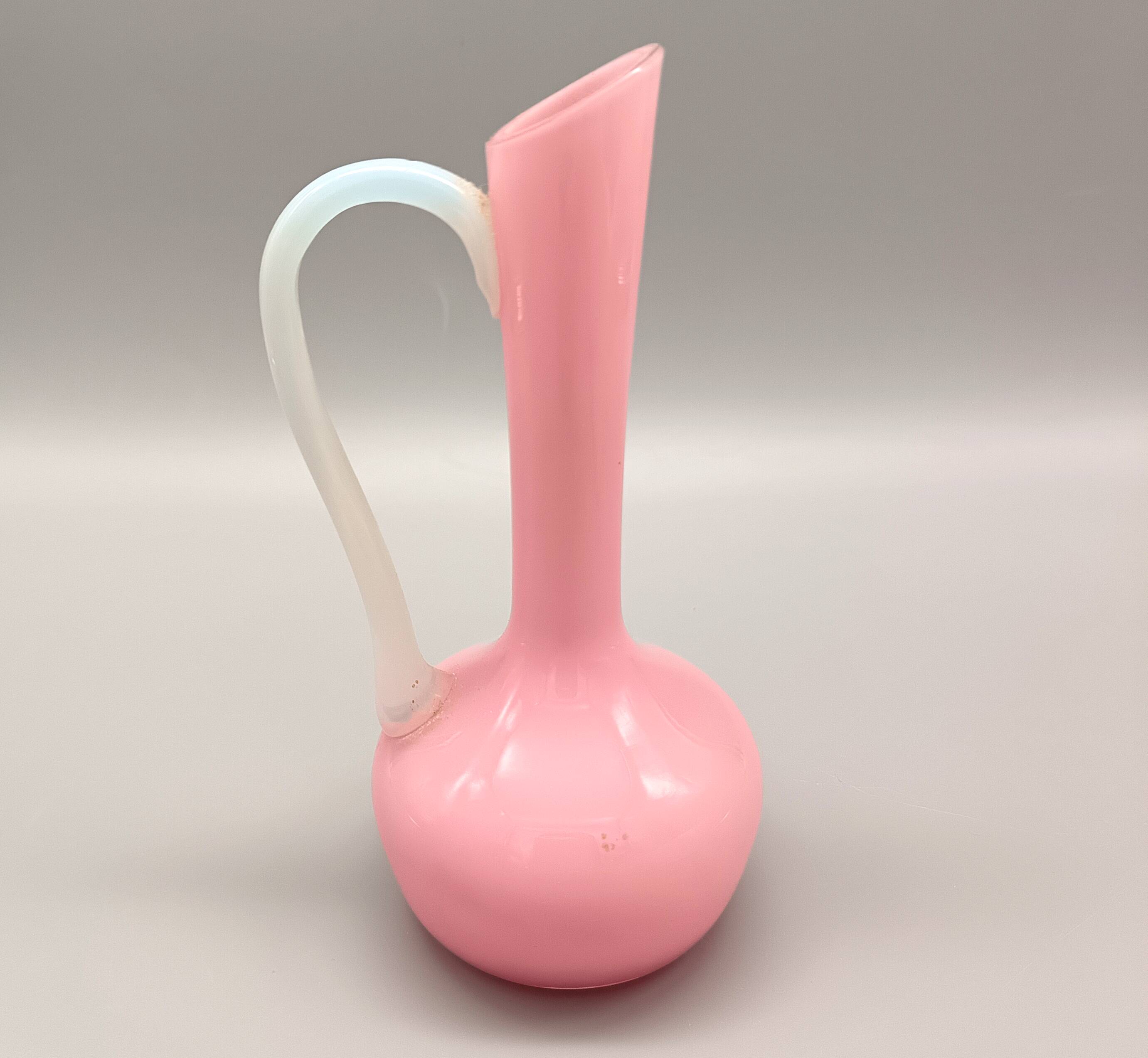 Pair of vintage milk glass vases, 1960-70, retro chic