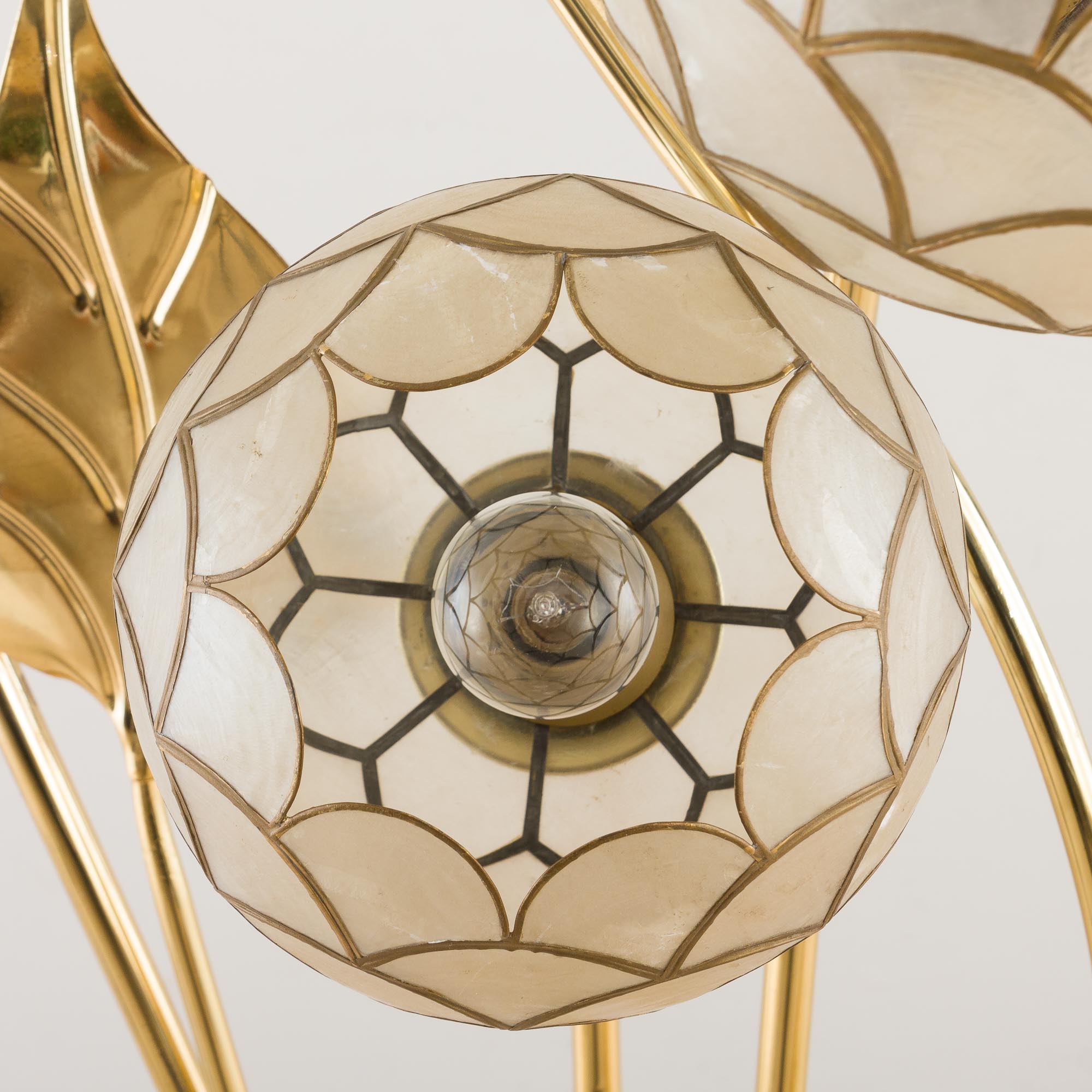 Brass floor lamp in the style of Tommaso Barbi with floral ornaments