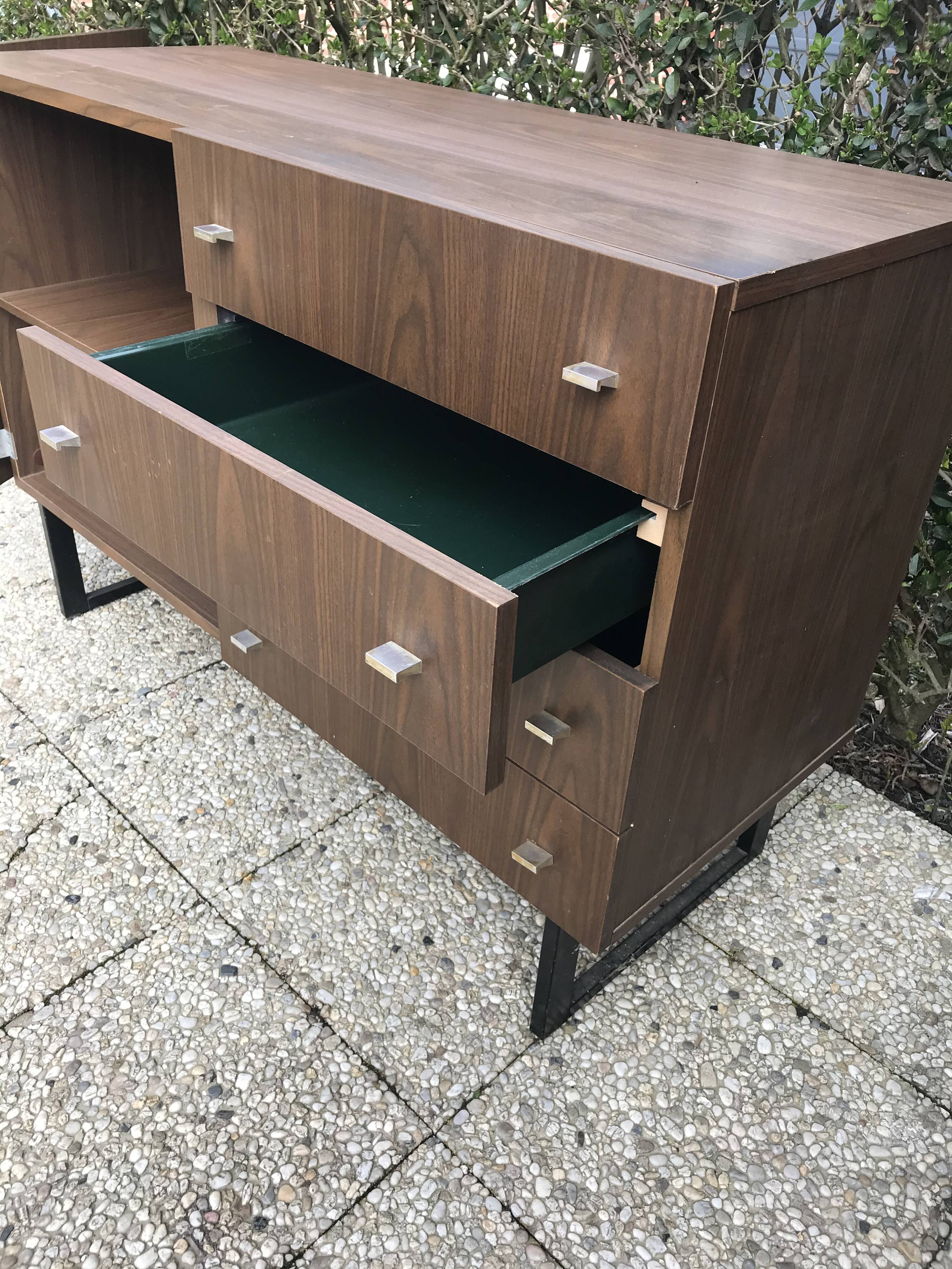 Vintage dresser