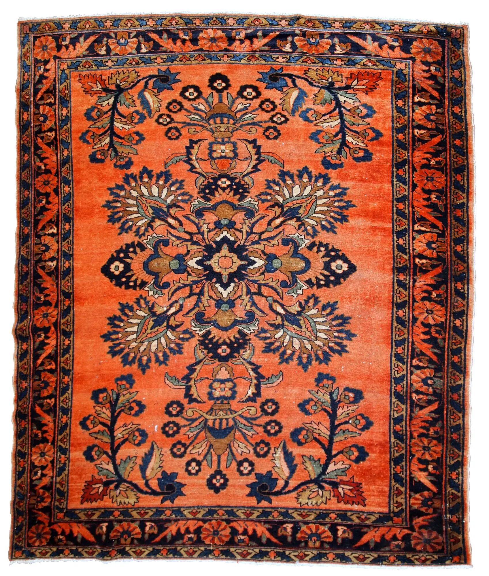 Handmade antique Persian Lilihan rug 5.3' x 7.2' (161cm x 219cm) 1920s