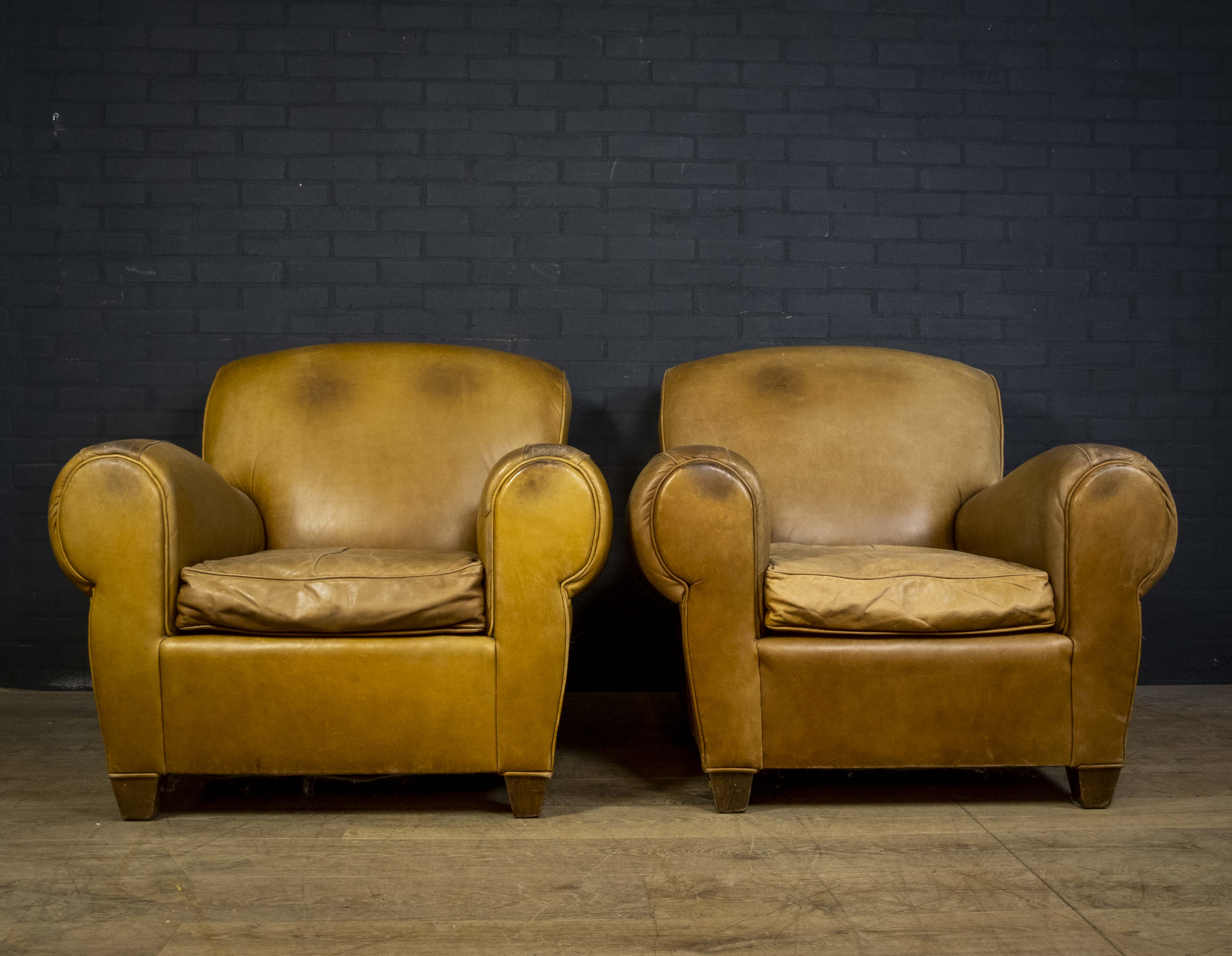 Set of leather french club armchairs