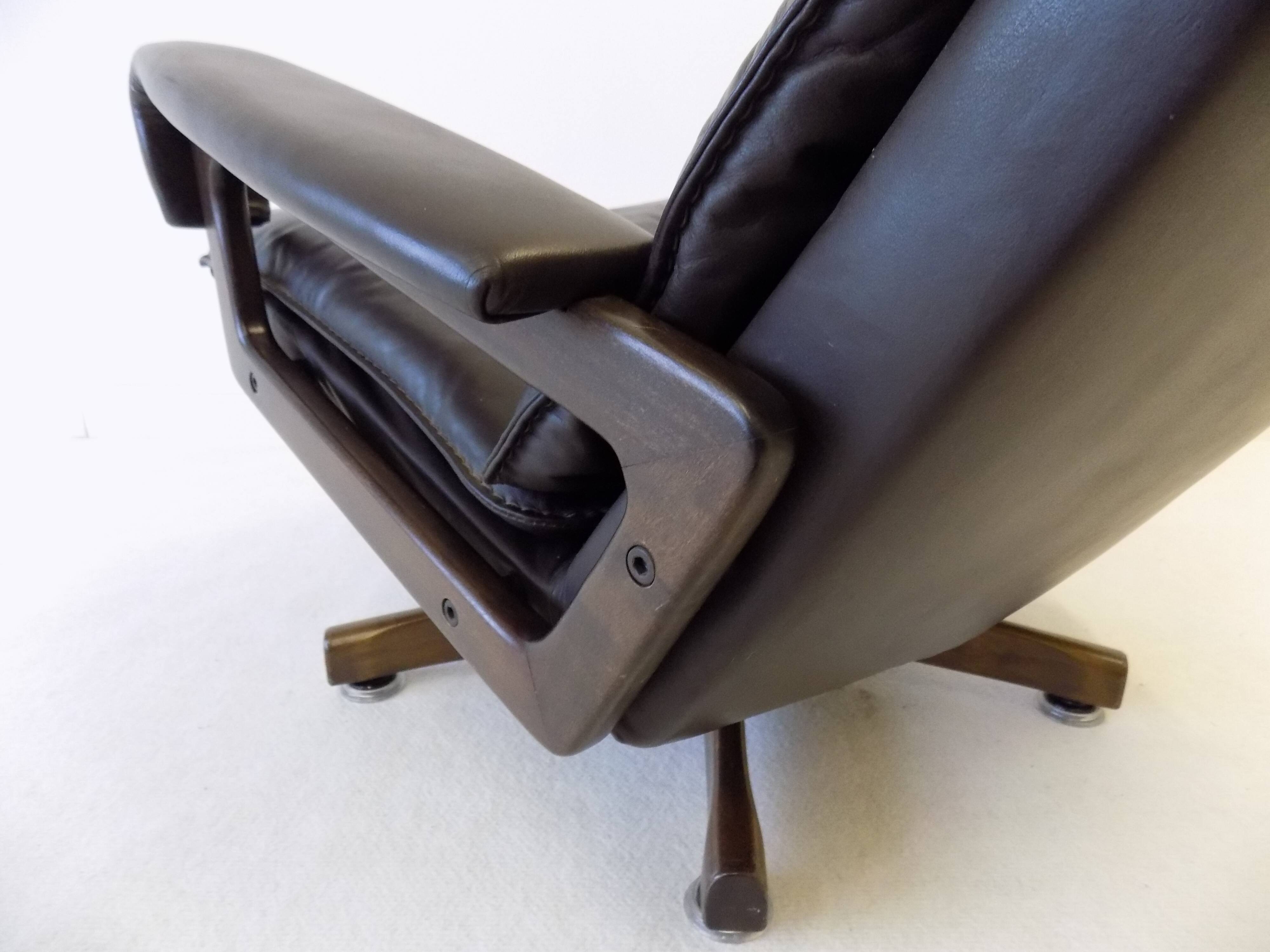 Strässel King chair brown leather armchair by Andre Vandenbeuck for WK