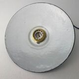 Industrial enamel pendant lamp