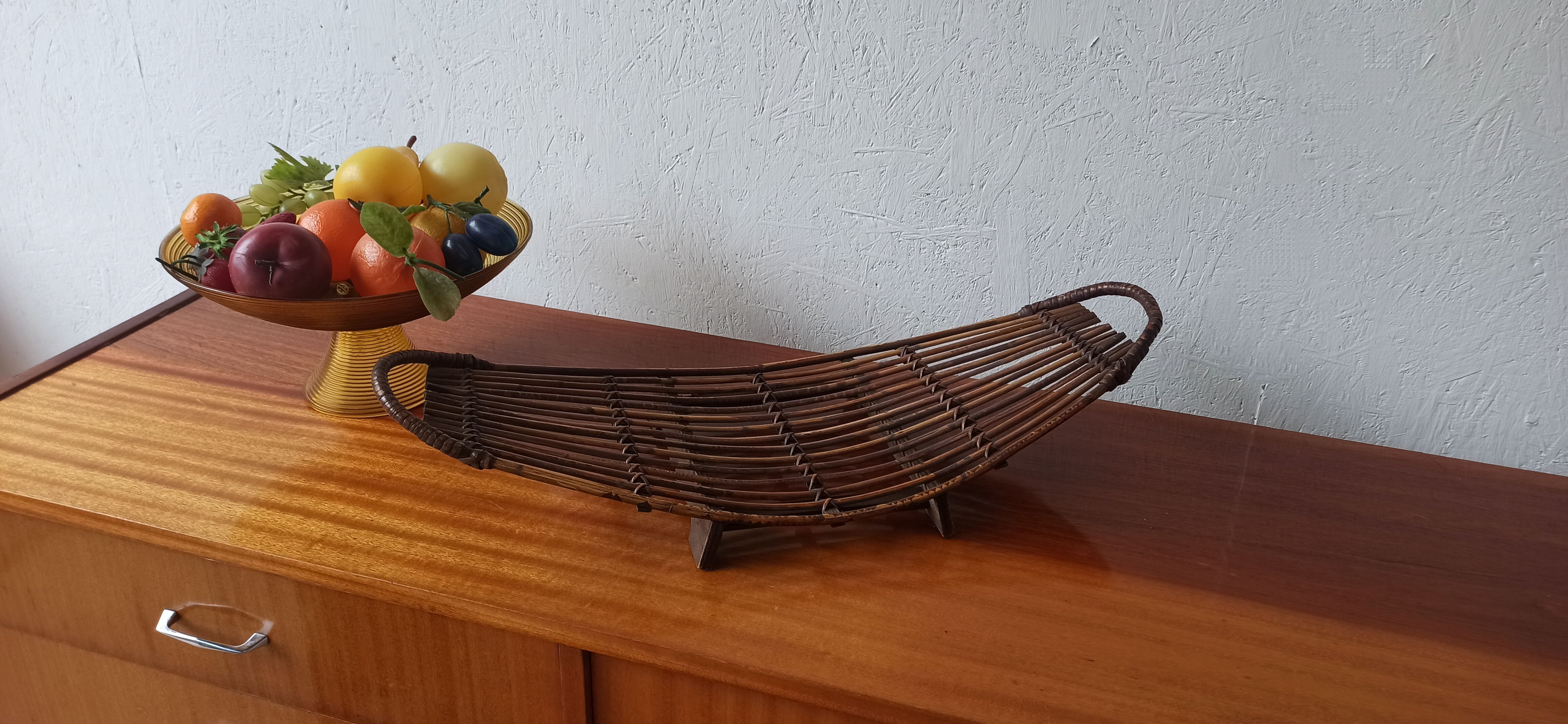 Wooden tray design of the 70s