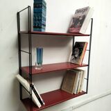 Metal string shelf