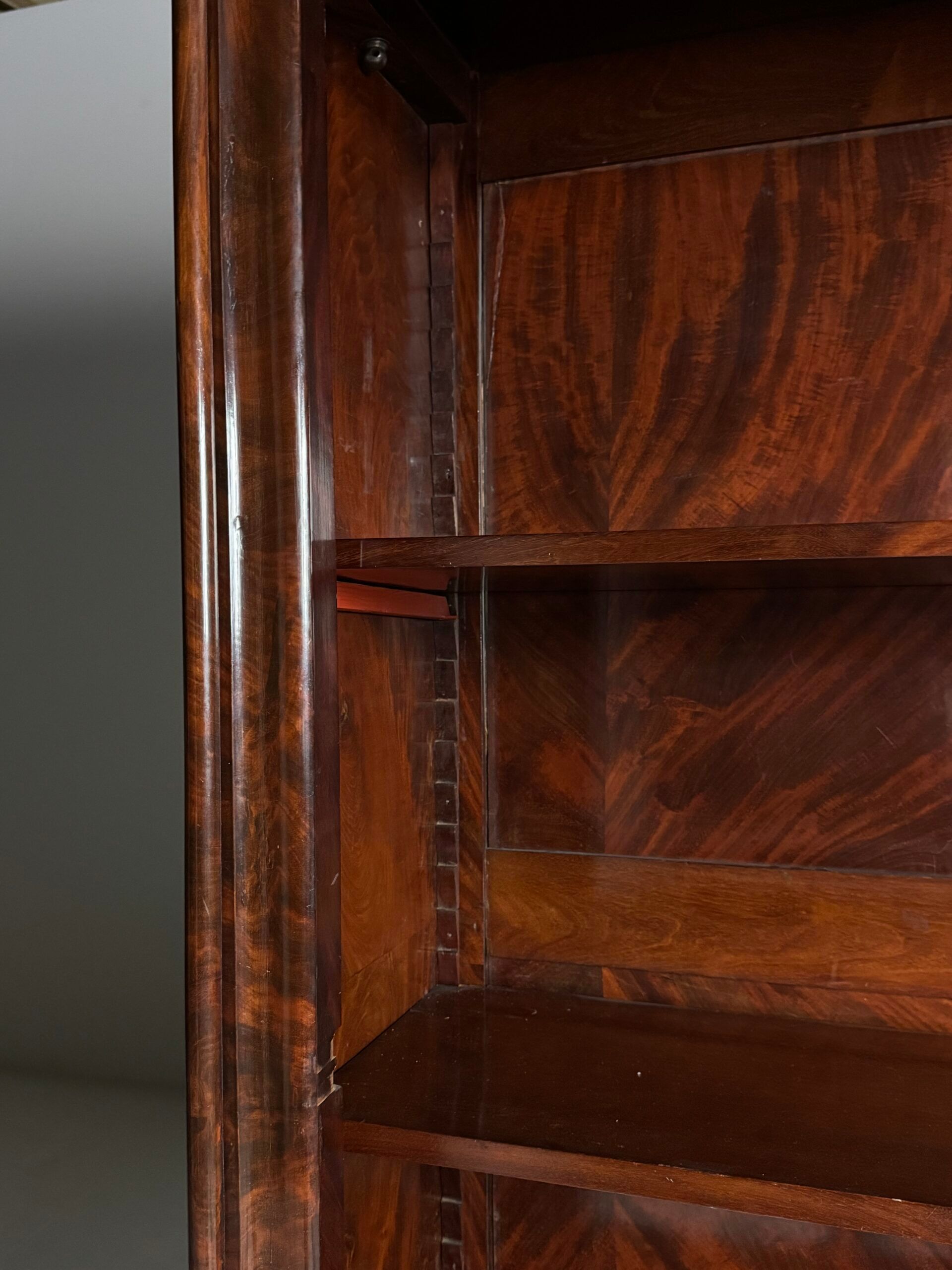 Vitrine Biedermeier 1850