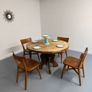 Table ronde en bois massif plateau épais style brutaliste vintage an60