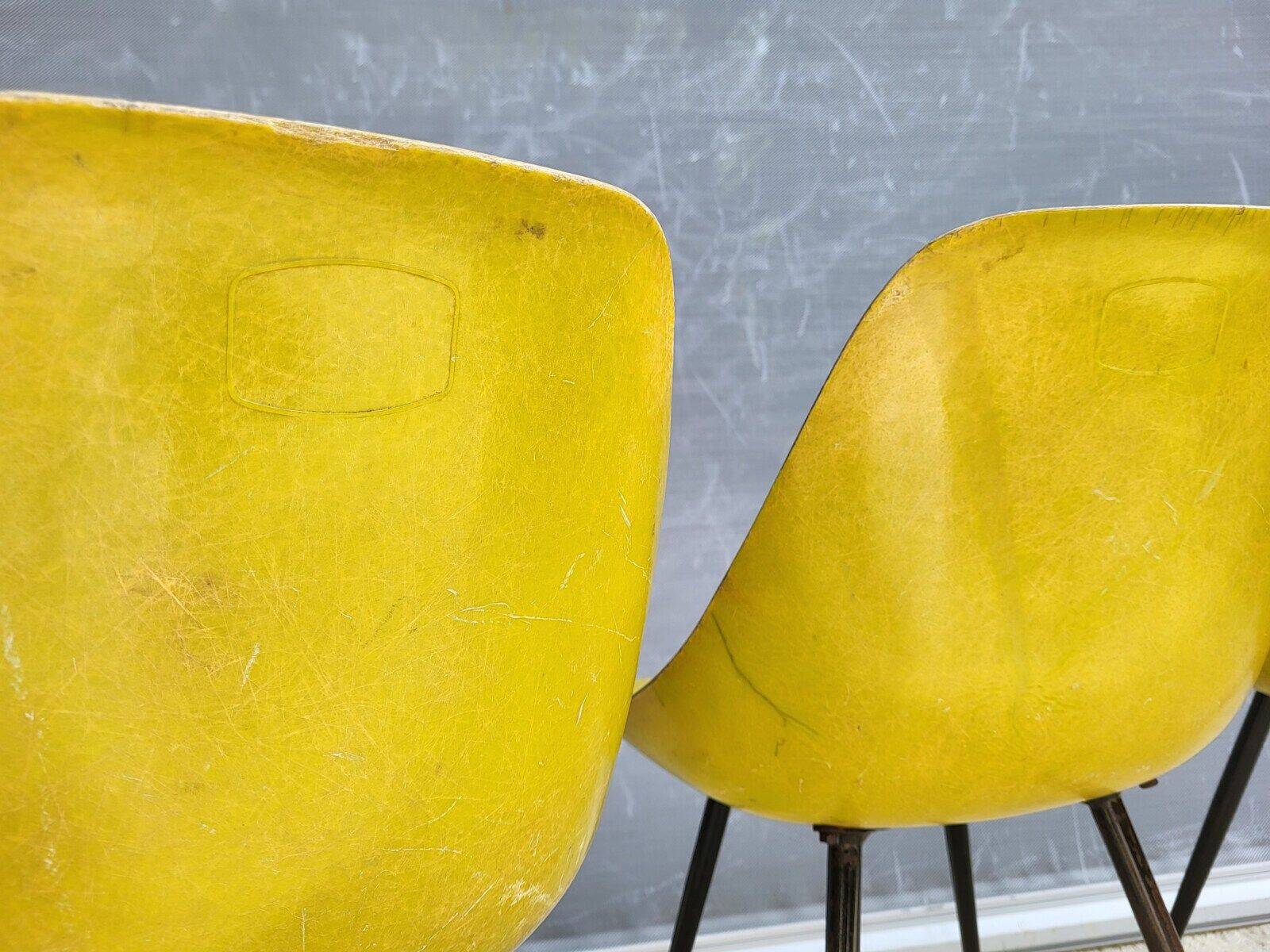4 chaises Coccinelle René-Jean Caillette pour Steiner 1950