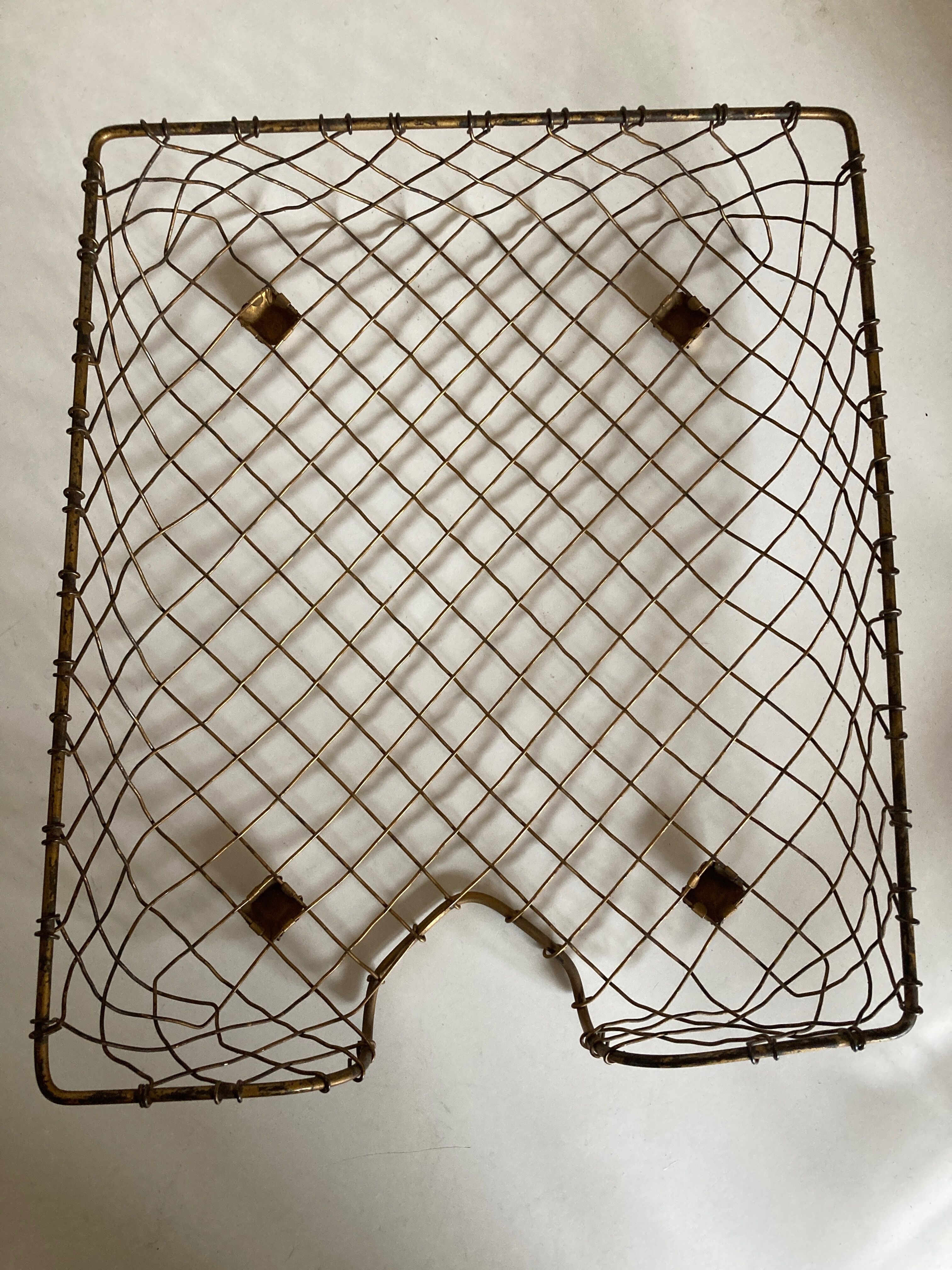 Product BHV Courier basket in golden wire 1960