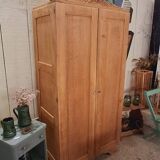 Armoire vintage