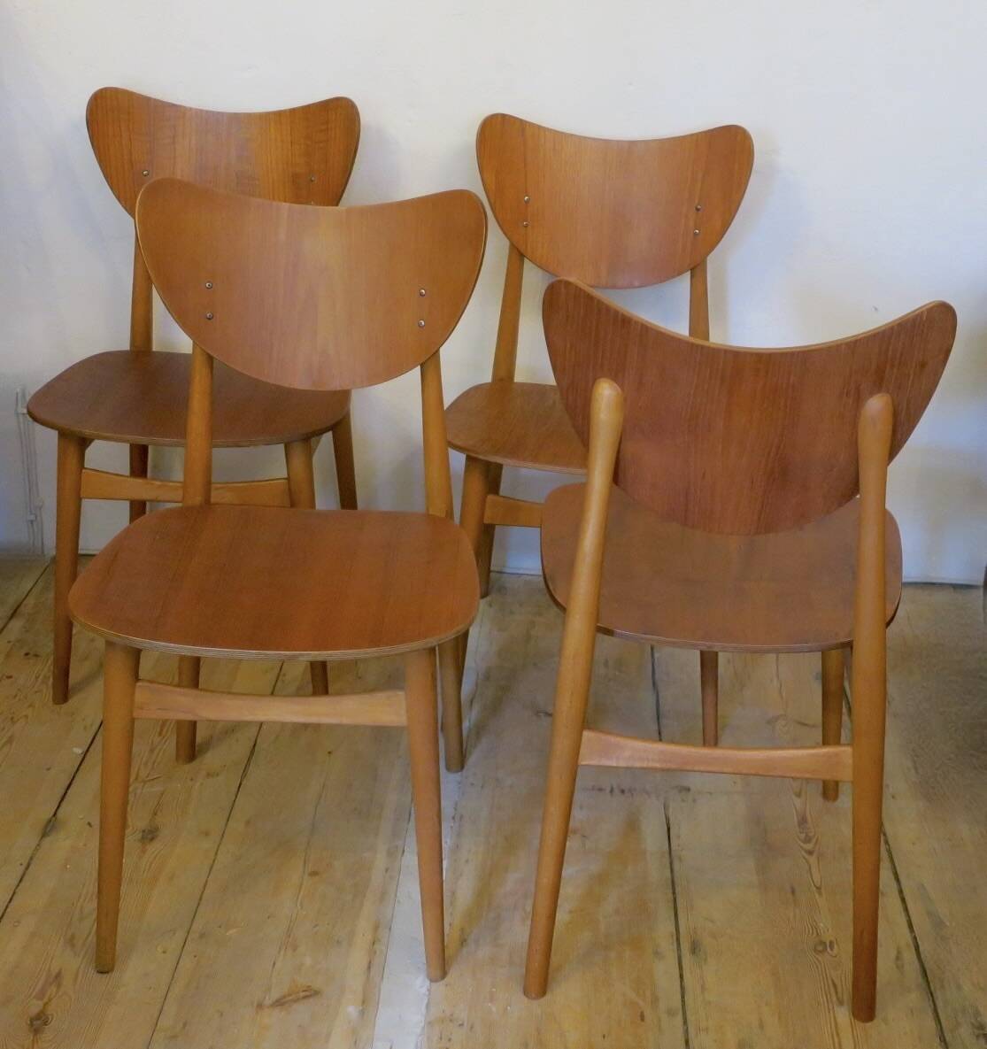 Set of 4 teak butterfly dining chairs, 1960s