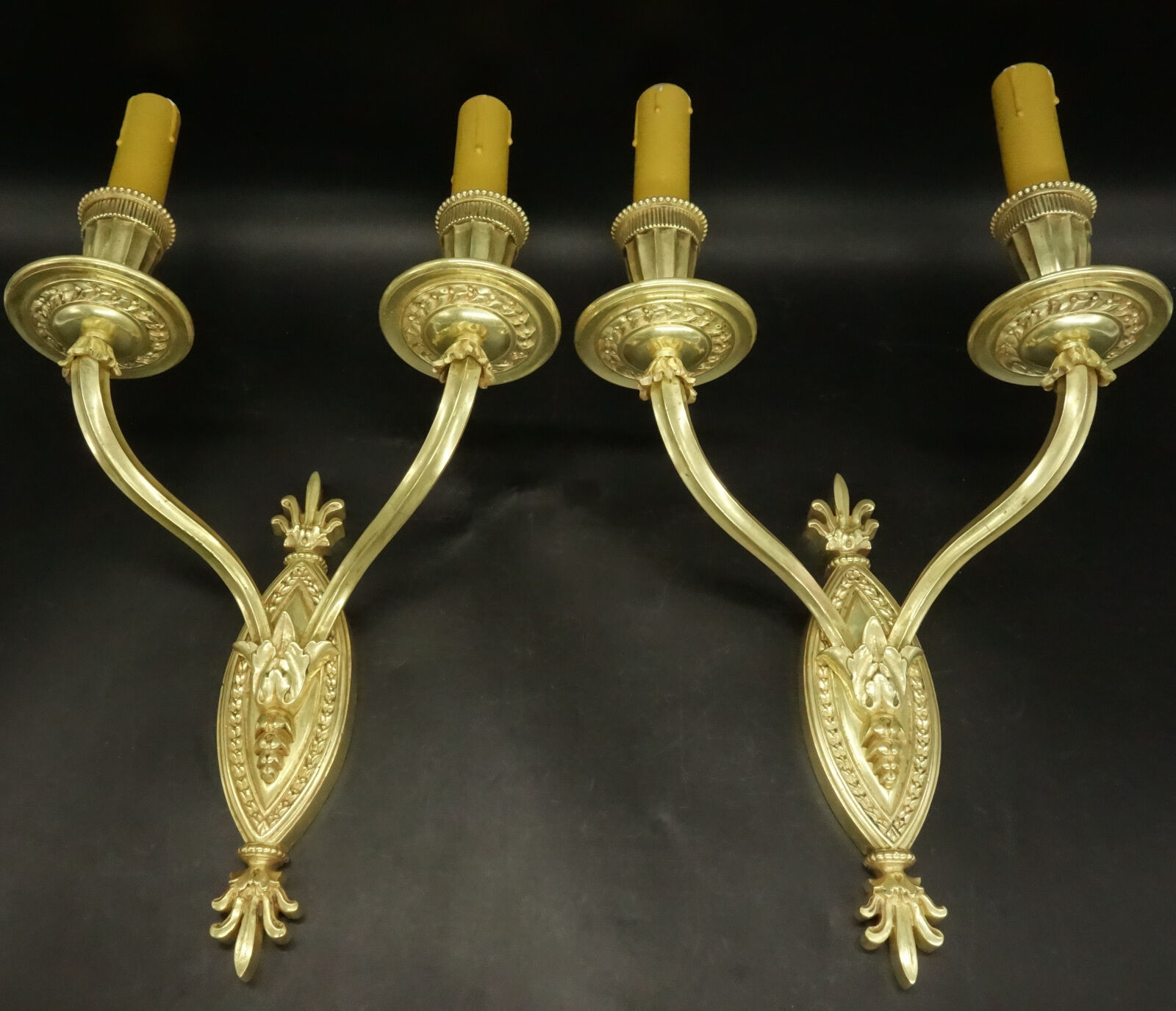 Paire d'appliques aux palmettes style Restauration début 1900