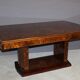 Table art déco en acajou et loupe d'orme vers 1930
