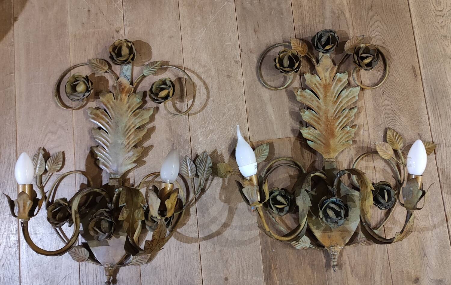 Pair of old Florentine wrought iron wall lights bellina illumina