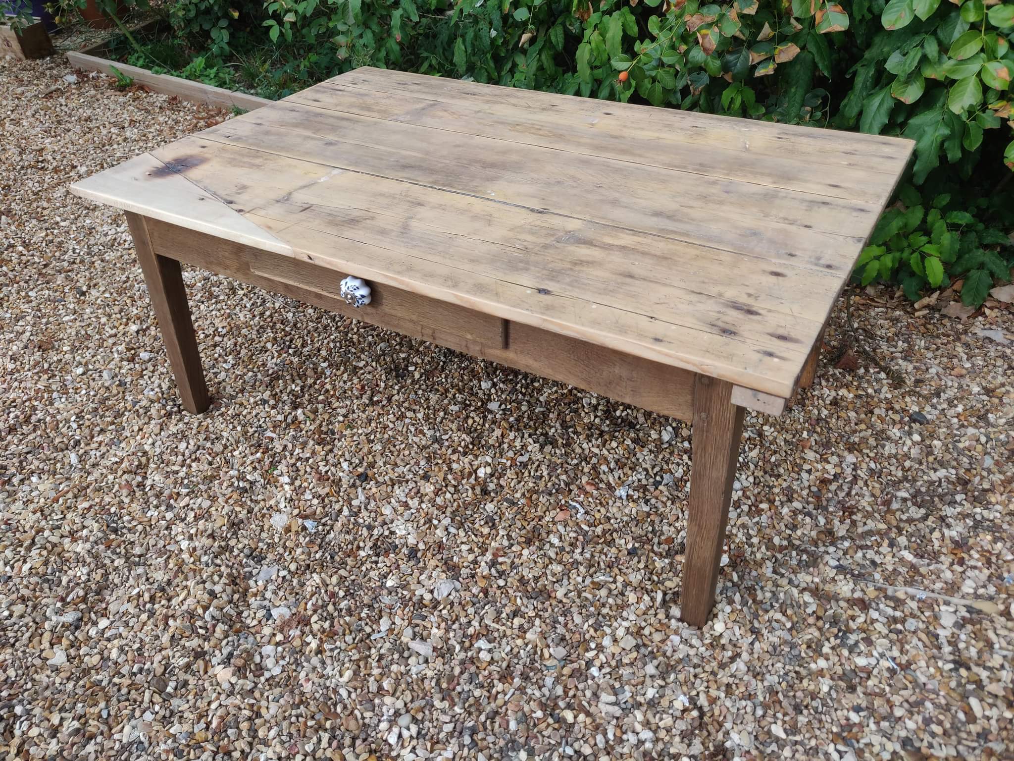 Coffee table farmhouse old camp