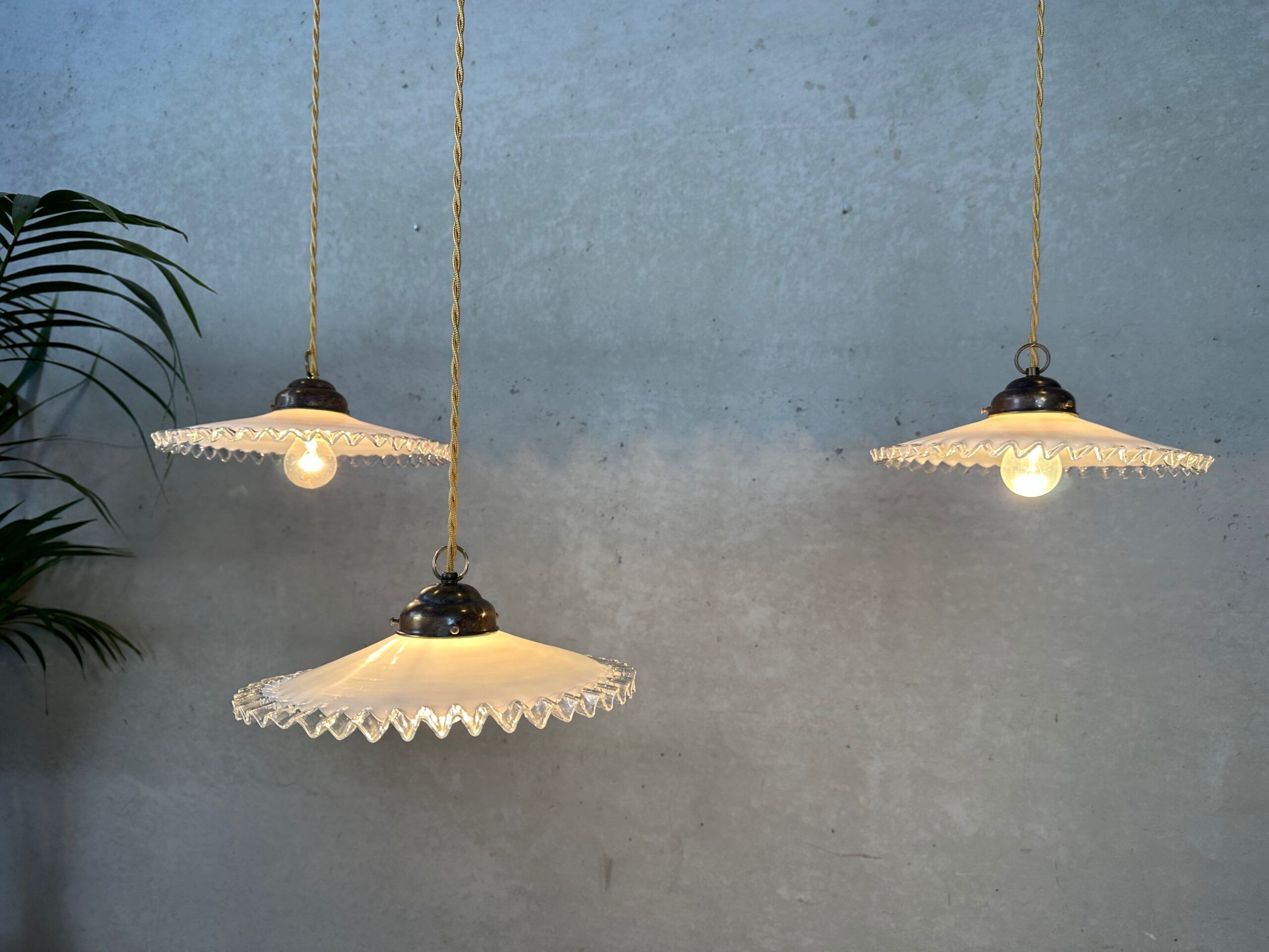 5x opaline collar lamps