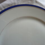 8 plates in Limoges porcelain gold and ultramarine blue fillets