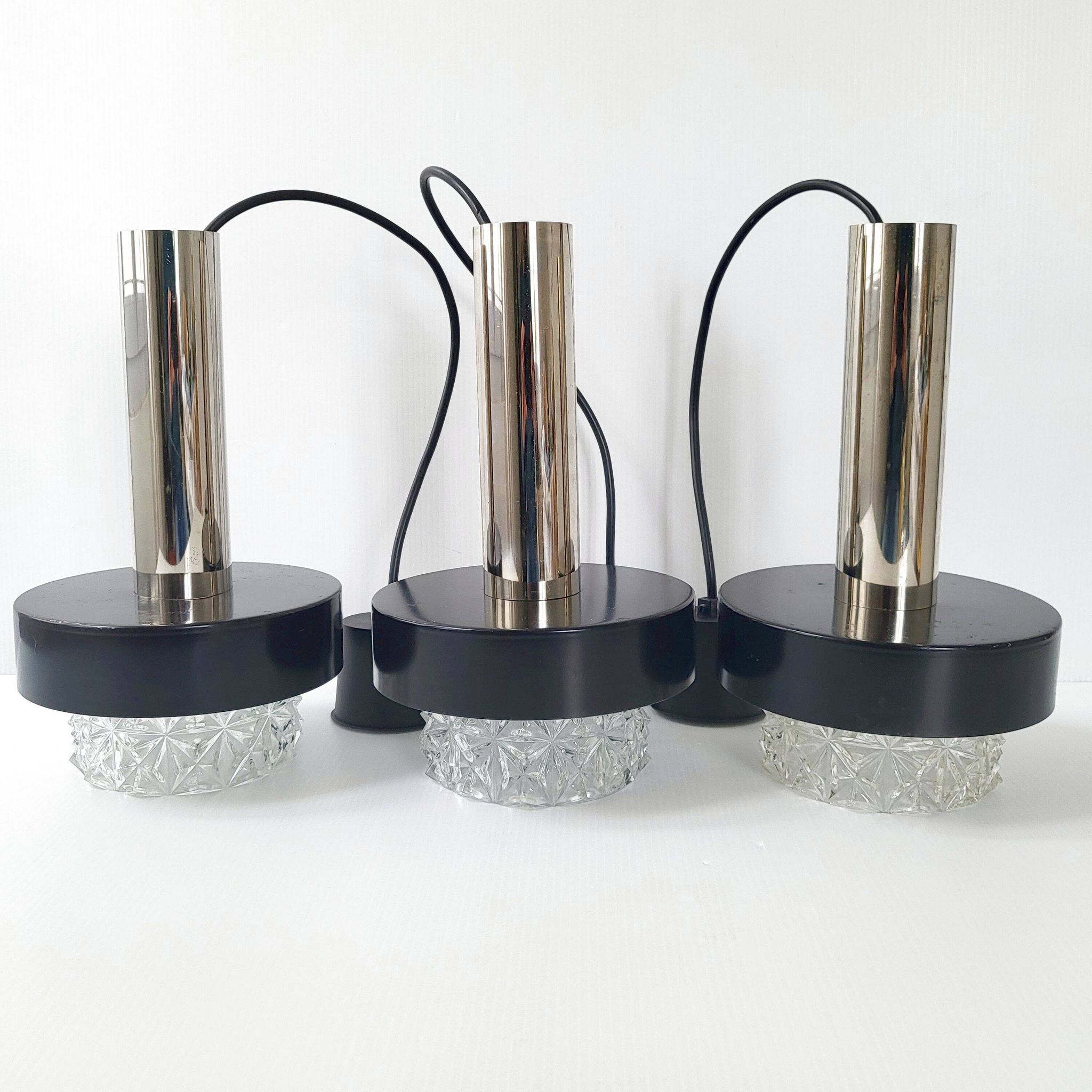 Suite de 3 suspensions vintage 1960