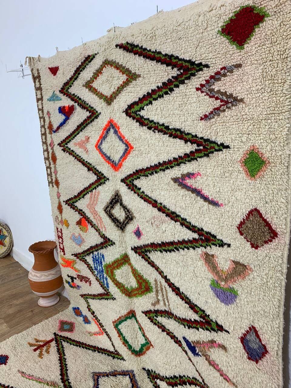Handmade Moroccan Berber Rug 270 X 160 CM