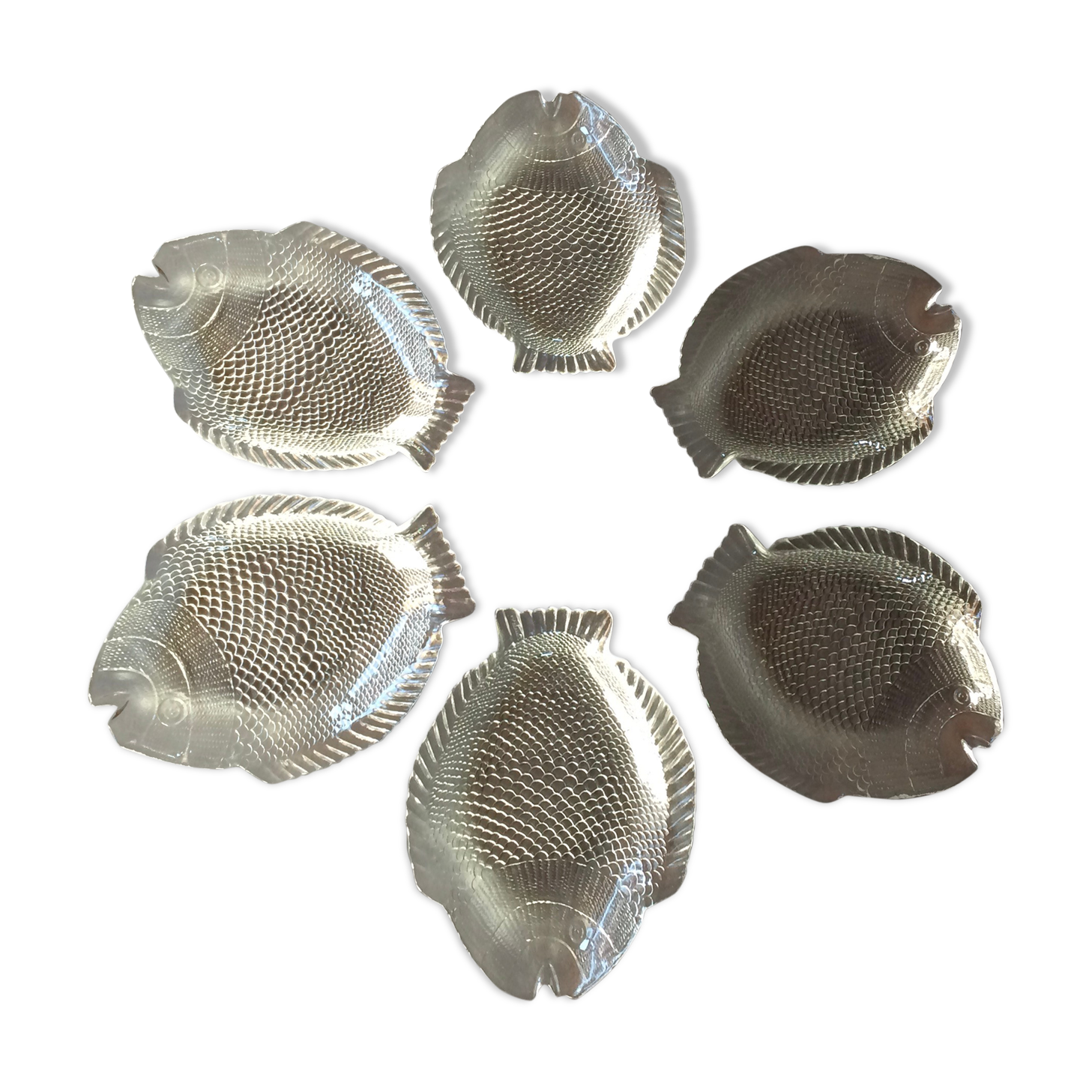 Six fish plates