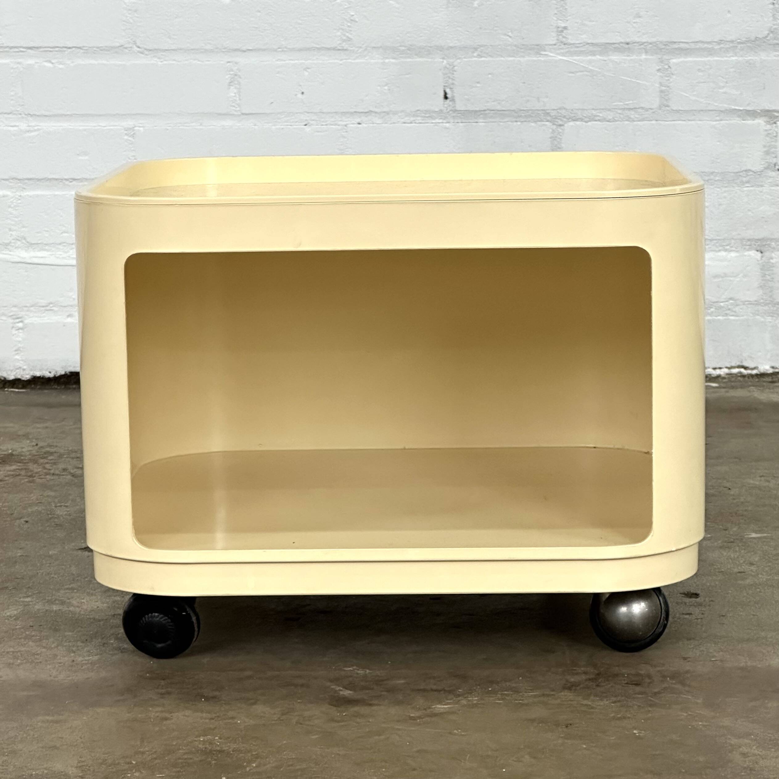 Componibili trolley / cabinet by Anna Castelli Ferrieri for Kartell