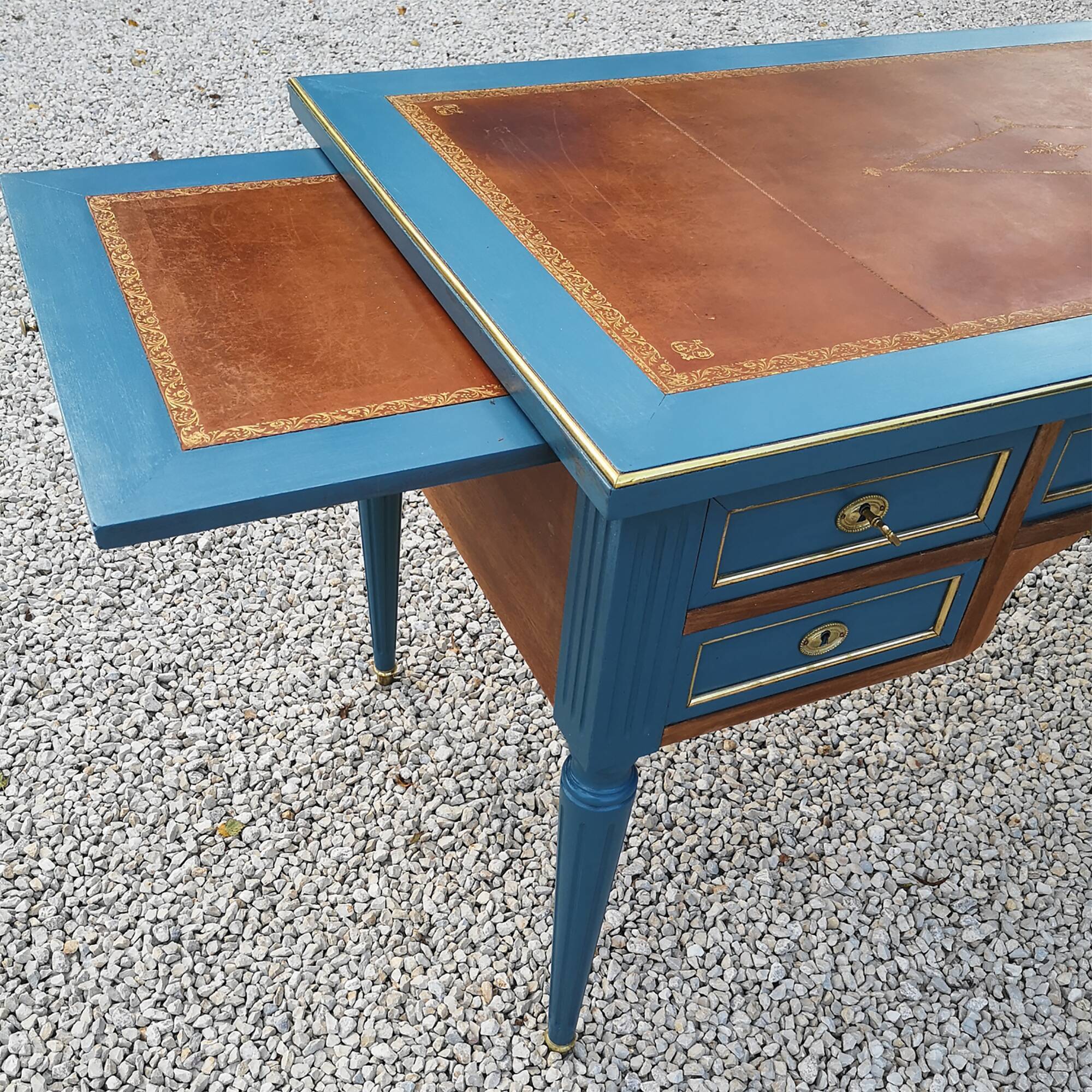 Bureau style Louis XVI