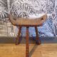 Tabouret de ferme tripode