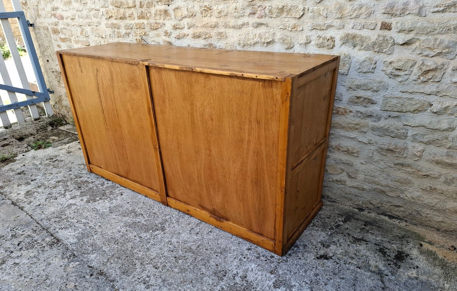Craft cabinet with drawers