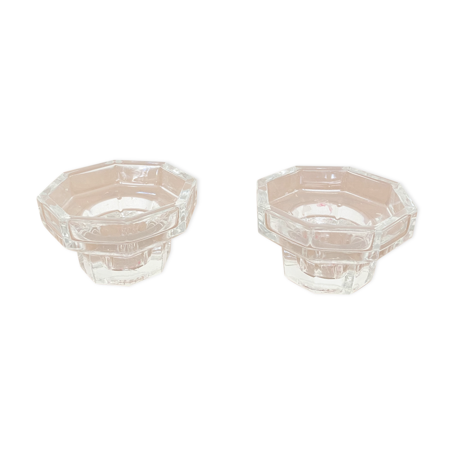 Bougeoirs en verre ciselé ancien