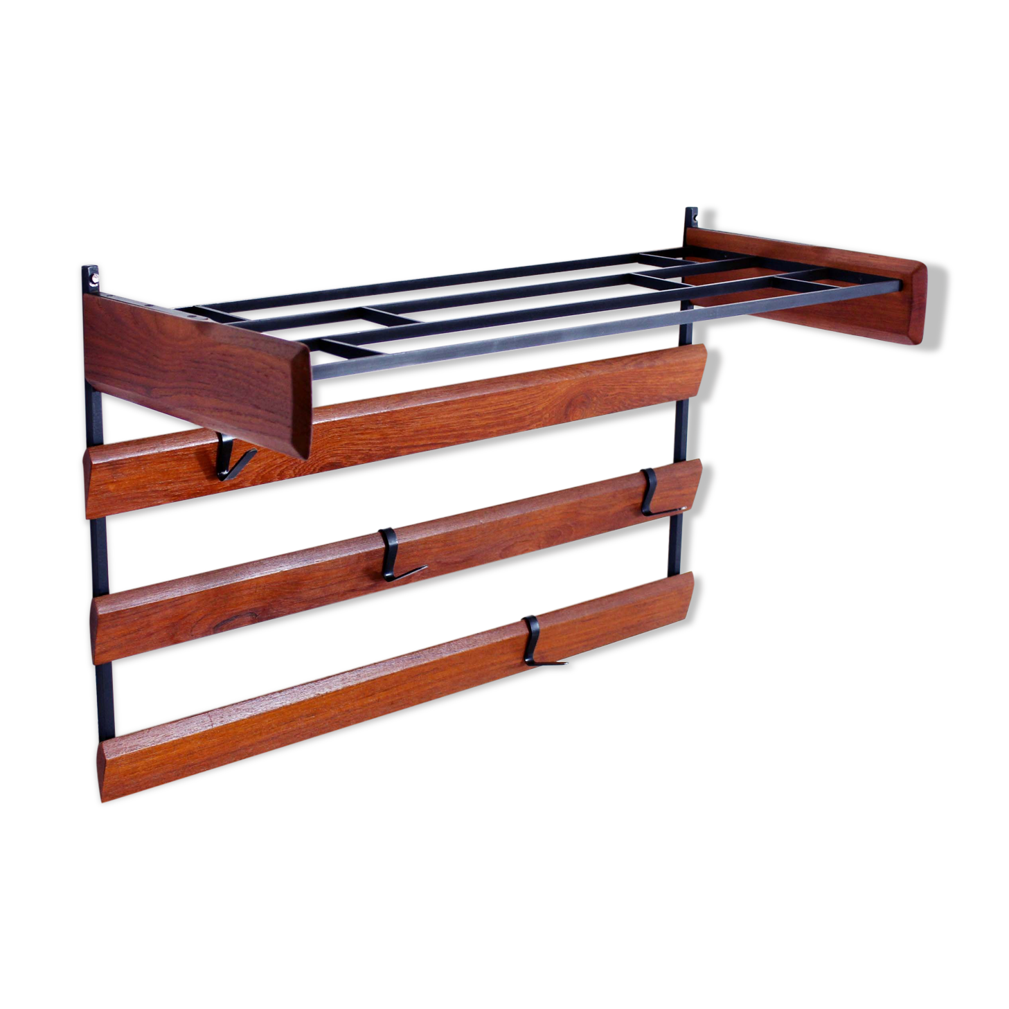 Superb jacket with a removable hooks door